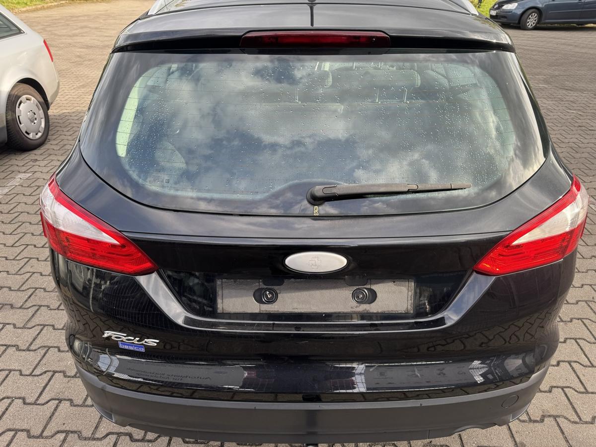 Ford Focus 3 original Heckklappe mit Heckscheibe Kombi Panther Schwarz Bj.2011